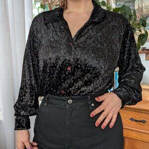 Christie & Jill - Velvet, sheer floral button down - XL